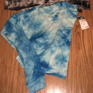 Long Sleeved Crop Top shirts